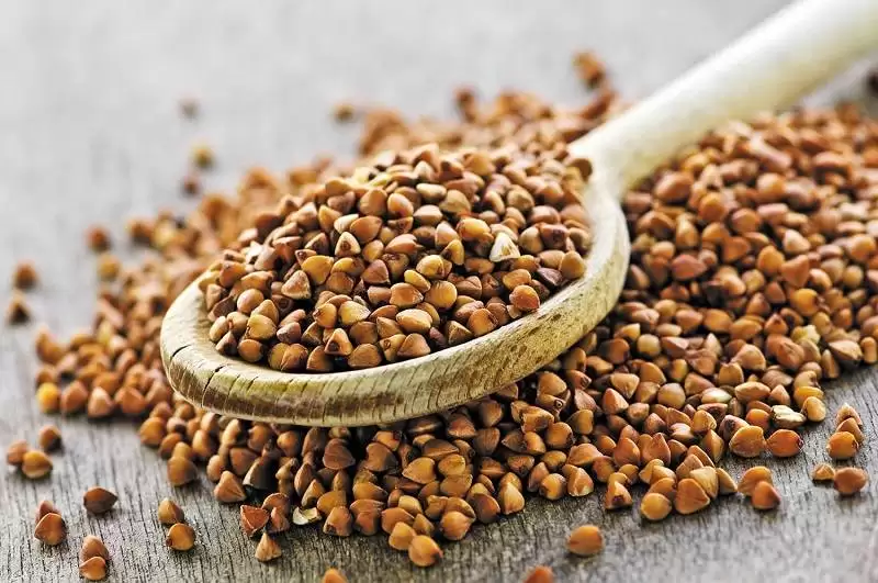 کدام مواد غذایی را نباید با معده خالی خورد؟