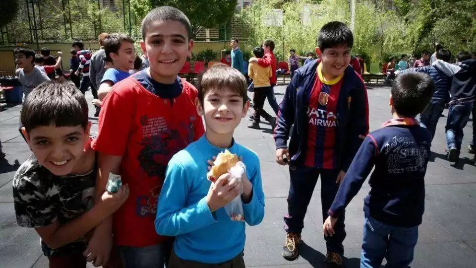 سبک جدید لاکچری بازی با این سه خوراکی گران قیمت 