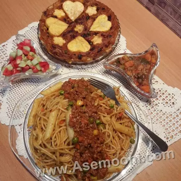 ماکارونی با سویا و سبزیجات