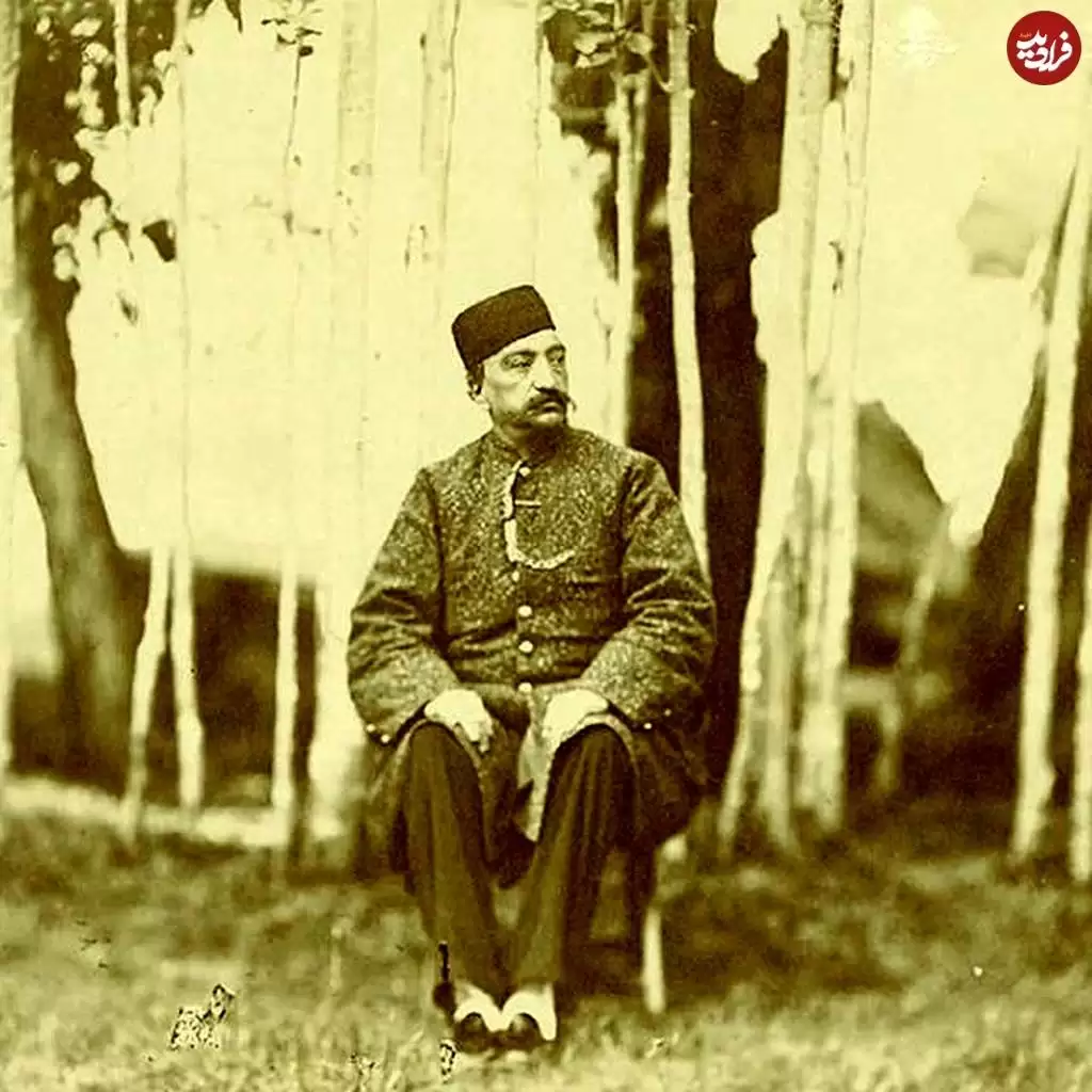 (عکس) سفر به ایران قدیم؛ دو قاب جالب از ژست های متفاوت ناصرالدین شاه