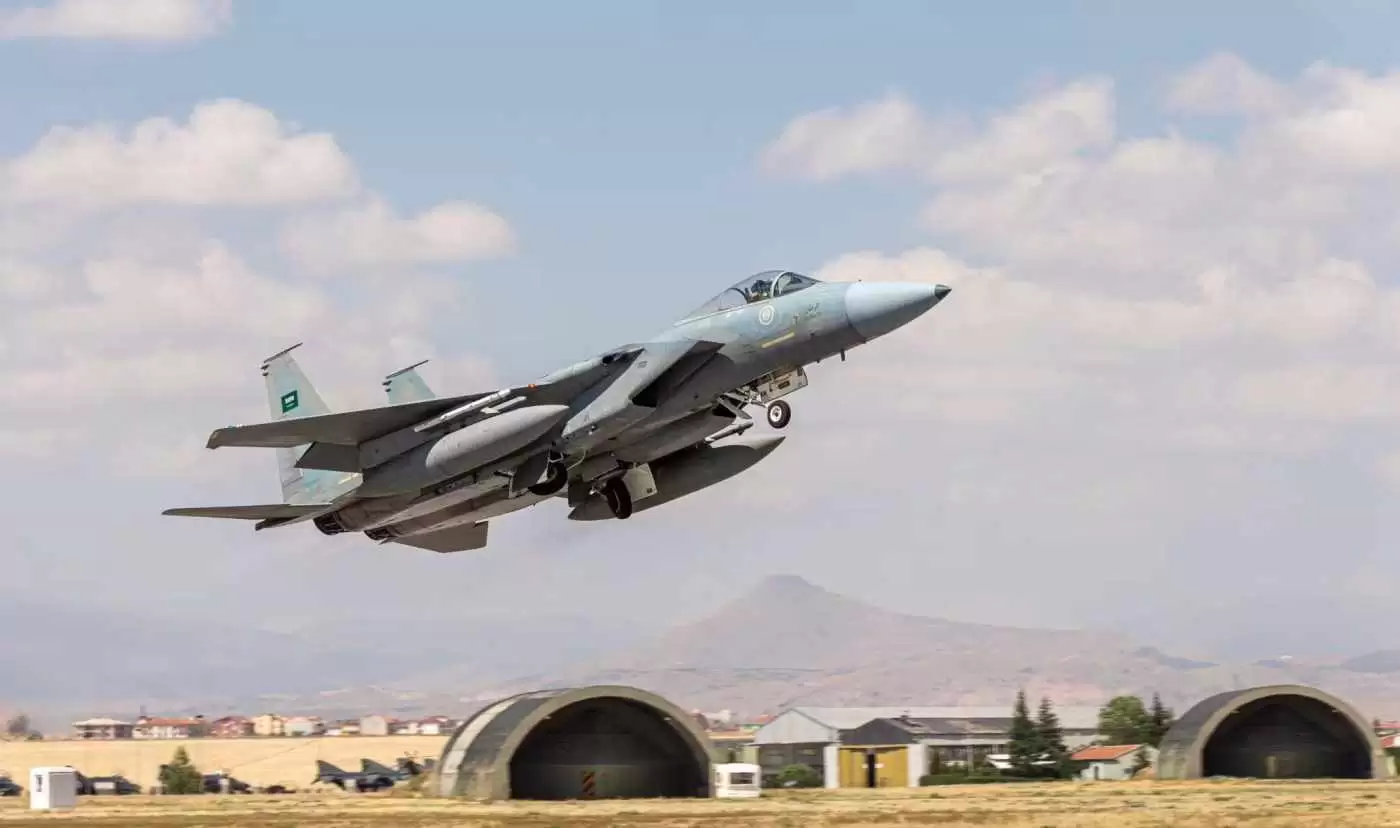 5 نیروی هوایی قدرتمندی که جت جنگنده f-15 eagle را در اختیار دارند