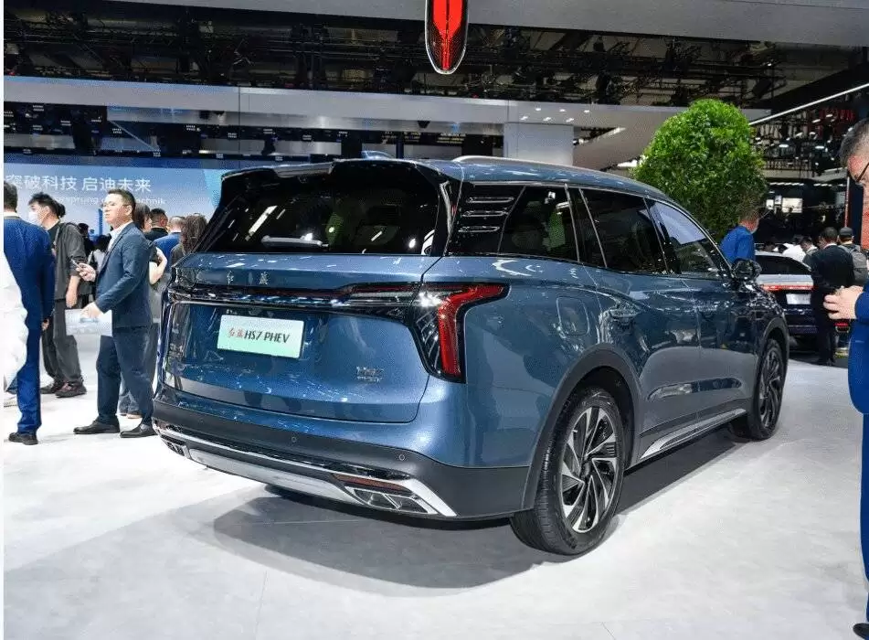 (تصاویر) شاسی بلند جدید هونگچی، رقیب خوش  قیمت سانتافه