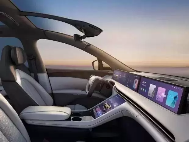 (تصاویر) این شاسی بلند جذاب و لوکس، مدرن ترین خودرو برقی بازار ایران است