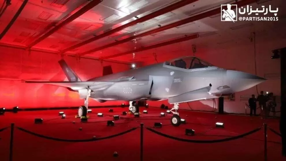 (تصاویر) رونمایی از اولین جنگنده f-35a سفارش نیروی هوایی لهستانی 