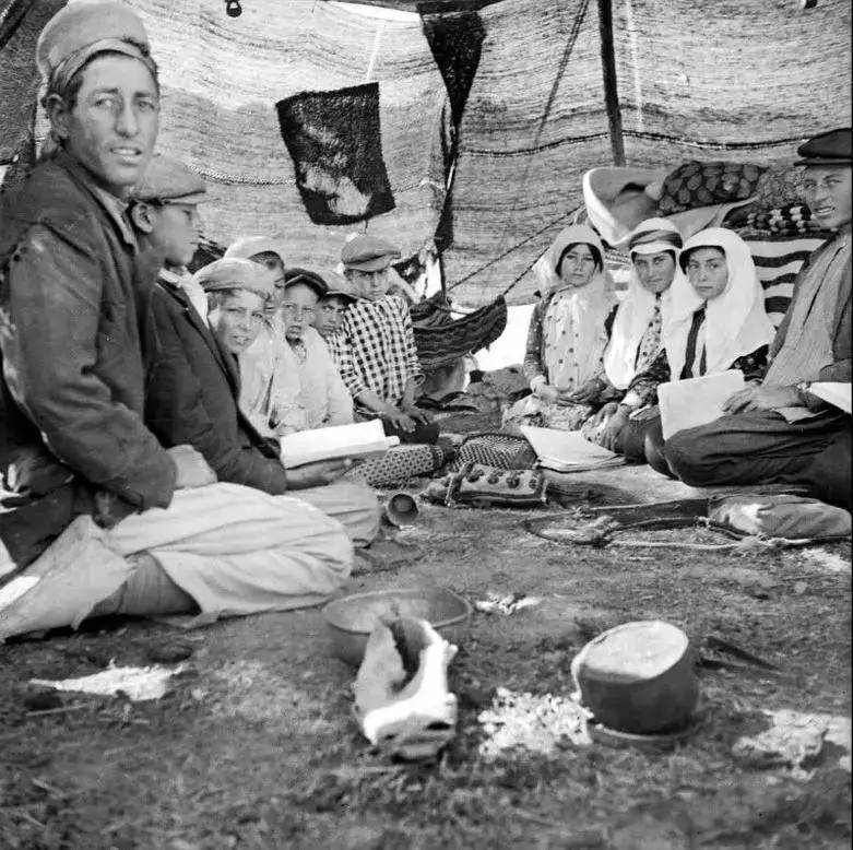 (تصاویر) سفر به ایران قدیم؛ روایت تصویری از زندگی عشایر ایران؛ 70 سال قبل