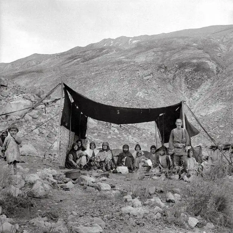 (تصاویر) سفر به ایران قدیم؛ روایت تصویری از زندگی عشایر ایران؛ 70 سال قبل