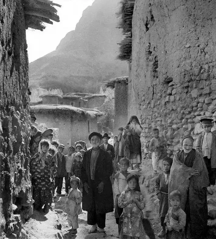 (تصاویر) سفر به ایران قدیم؛ روایت تصویری از زندگی عشایر ایران؛ 70 سال قبل