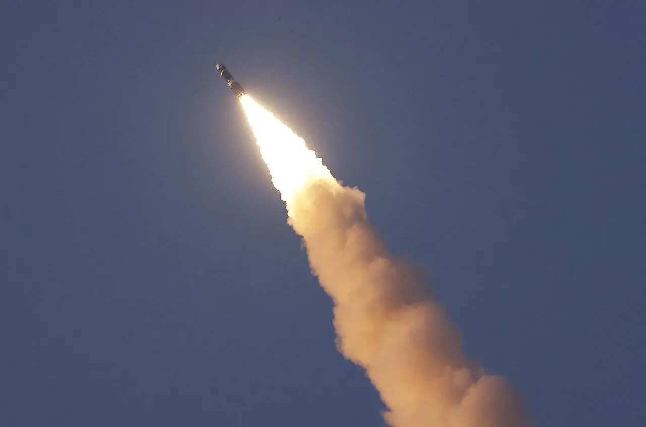 ( عکس) با این موشک تمام خاک آمریکا در تیررس است