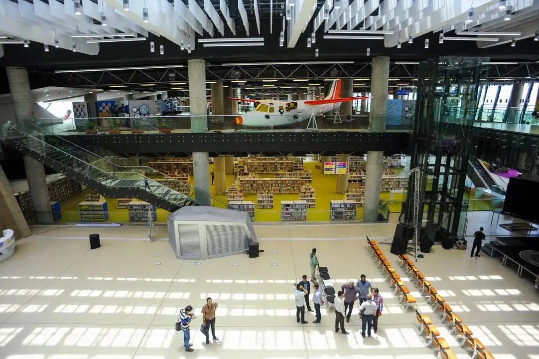 (تصاویر) خاص ترین کتابفروشی های تهران