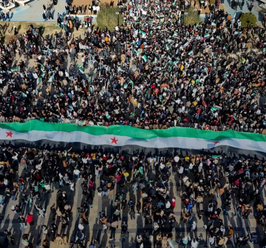 (تصاویر) جشن سقوط بشار اسد در دمشق