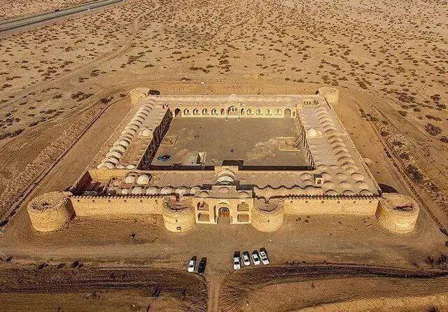 (عکس) کاروانسرای کنسرت پرستو احمدی کجاست؟ 