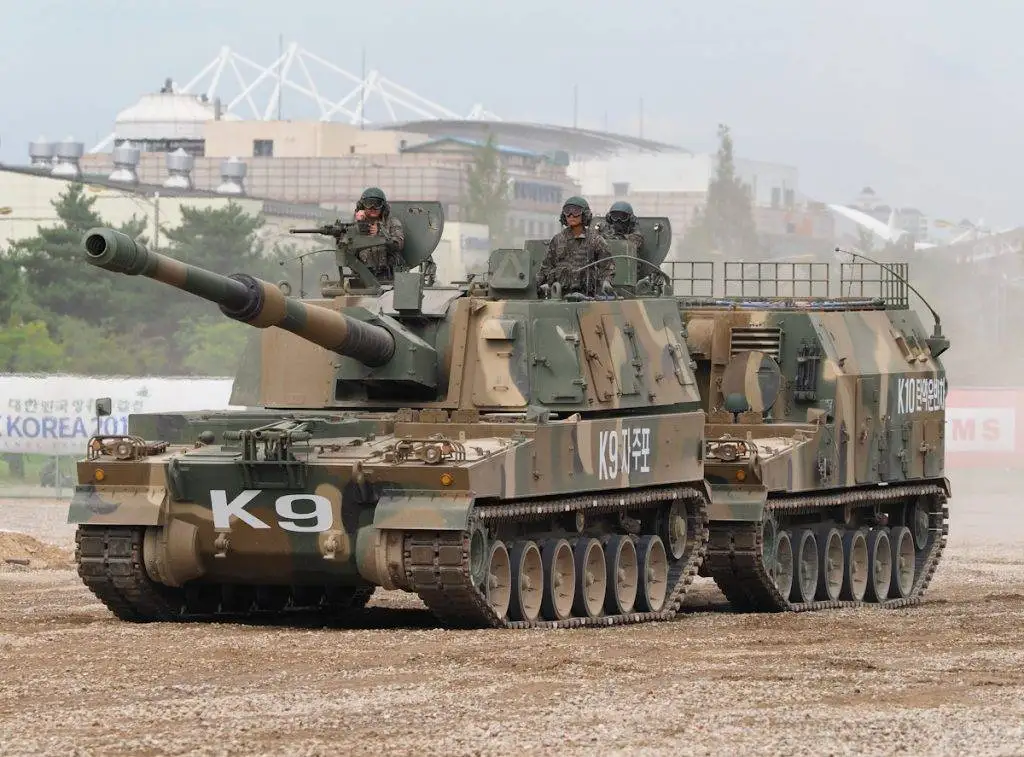 ( ویدئو + تصاویر) هوویتزر خودکششی k9 thunder؛ توپخانه غول پیکر سامسونگ برای کره جنوبی