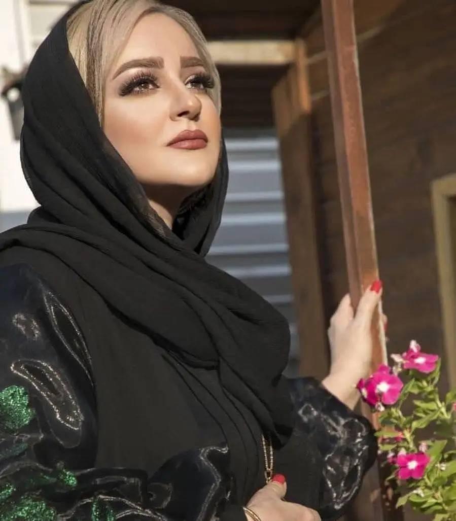 (تصاویر) عکس های شخصی، زندگی خصوصی و بیوگرافی نعیمه نظام دوست