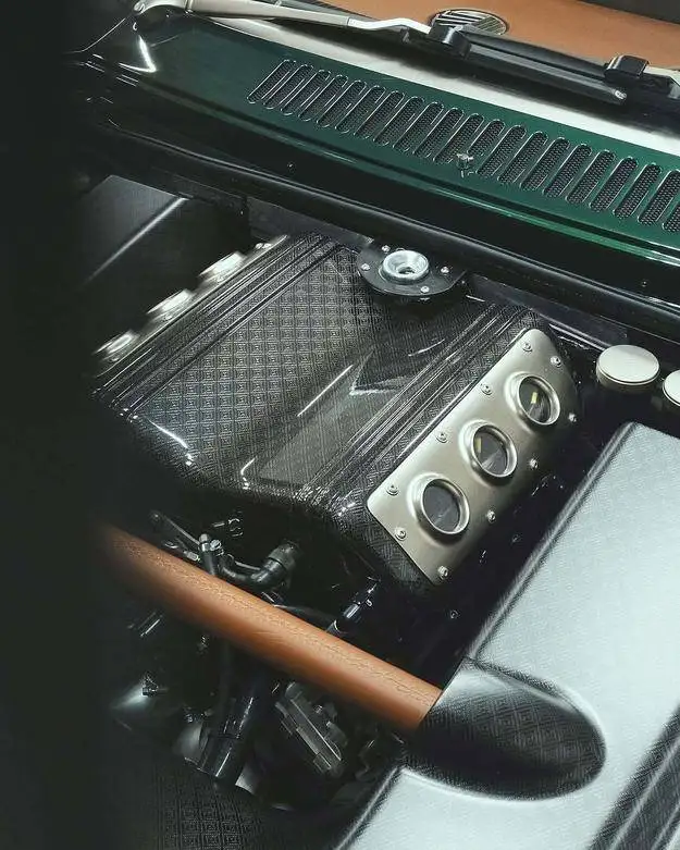 ( تصاویر) توتم جی تی سوپر وِتورا 12؛ فقط 567 هزار دلار! 