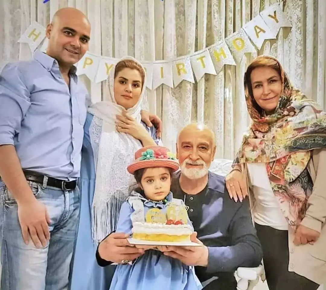 (تصاویر) عکس های  شخصی، زندگی خصوصی و بیوگرافی محمود پاک نیت