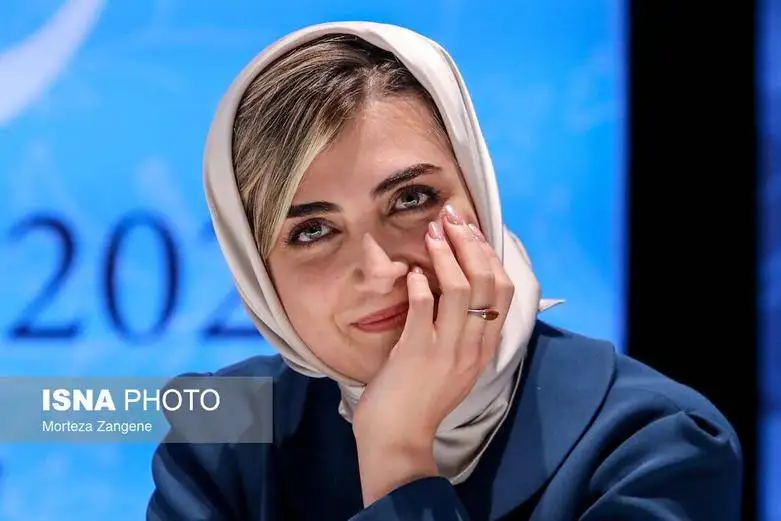 (تصاویر) روز هشتم جشنواره فجر چهل و سوم در سینما رسانه ؛ فیلم ها و حاشیه ها