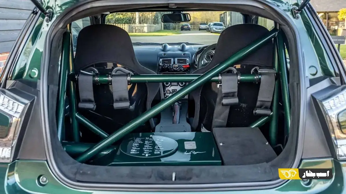 (عکس) استون مارتین سیگنت؛ مینی کار 8 سیلندر با 430 اسب بخار قدرت