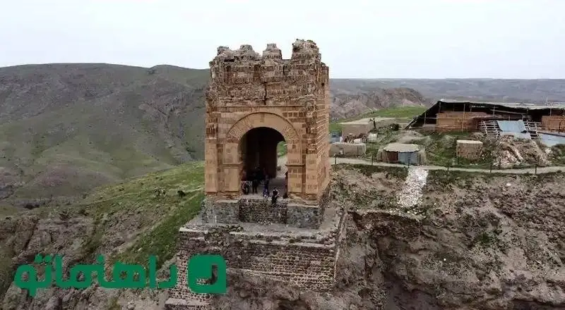 (تصاویر) همسفر با خسرو پرویز به سرزمین مقدس ساسانیان؛ حیرت انگیزترین آثار باستانی آذربایجان که باید ببینید