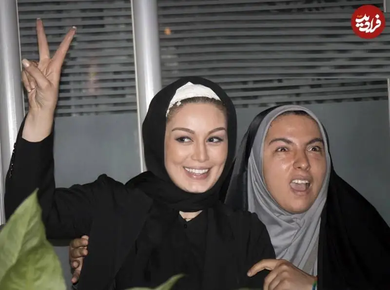 (عکس) سفر در زمان؛ «سحر قریشی» و هوادارانش؛ 9 سال قبل