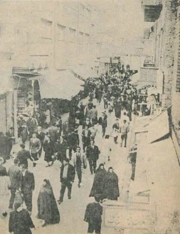 (تصاویر) سفر به تهران قدیم؛ تکاپوی شب عید در تهرانِ دهه سی