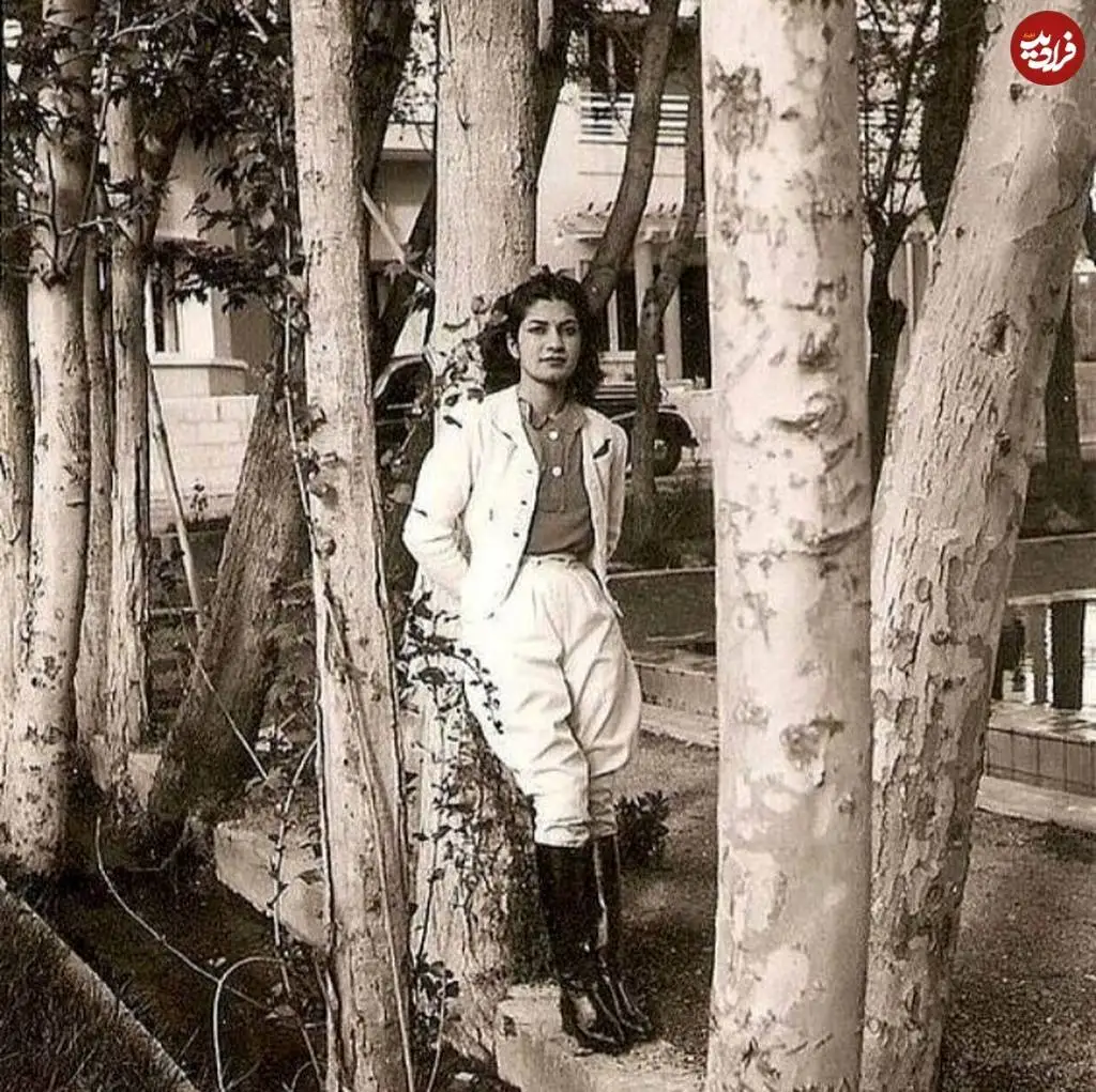 (عکس) سفر در زمان؛ ژست «اشرف پهلوی» در محوطه سعدآباد؛ دهه 1320