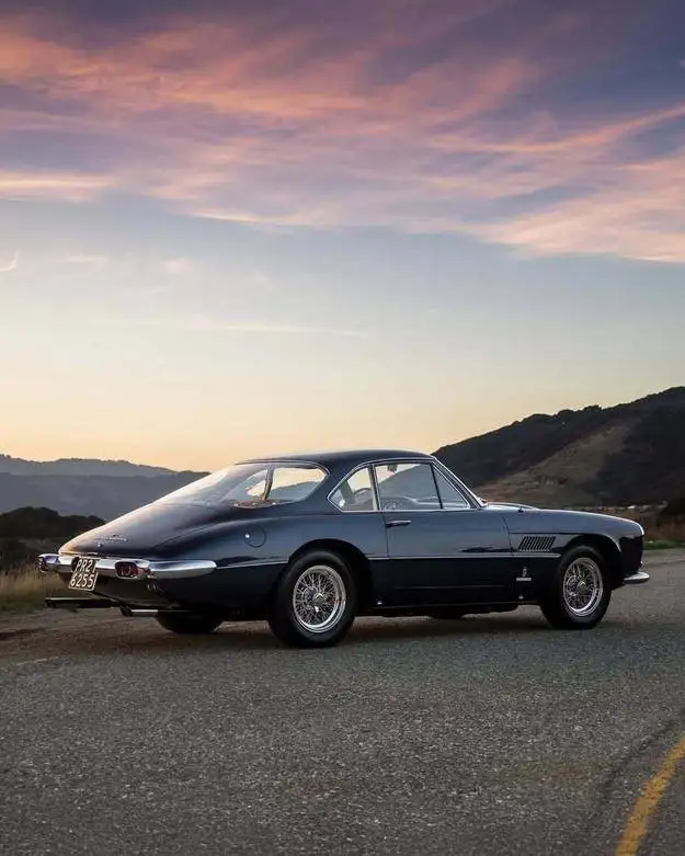 ( تصاویر) فراری 400 سوپرآمریکا؛ فقط 47 دستگاه در جهان 