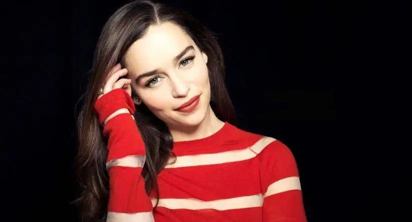 تصاویر؛ عکس های  شخصی، زندگی خصوصی و بیوگرافی امیلیا کلارک