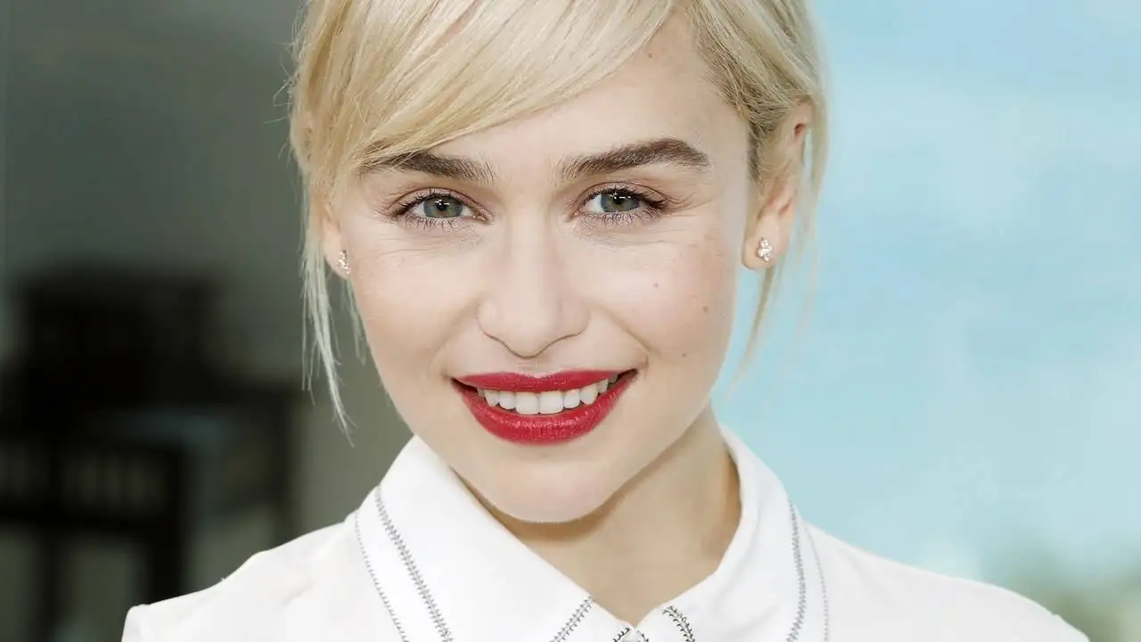 تصاویر؛ عکس های  شخصی، زندگی خصوصی و بیوگرافی امیلیا کلارک