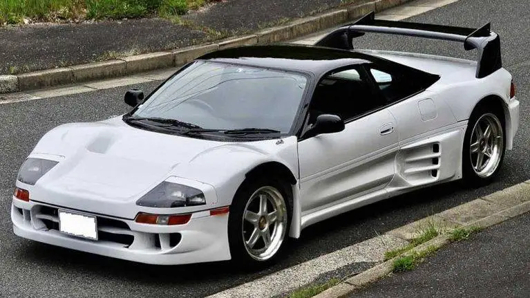 تصاویر؛ تویوتا mc8-r، سوپراسپرت گمنام دهه 90 با 600 اسب بخار
