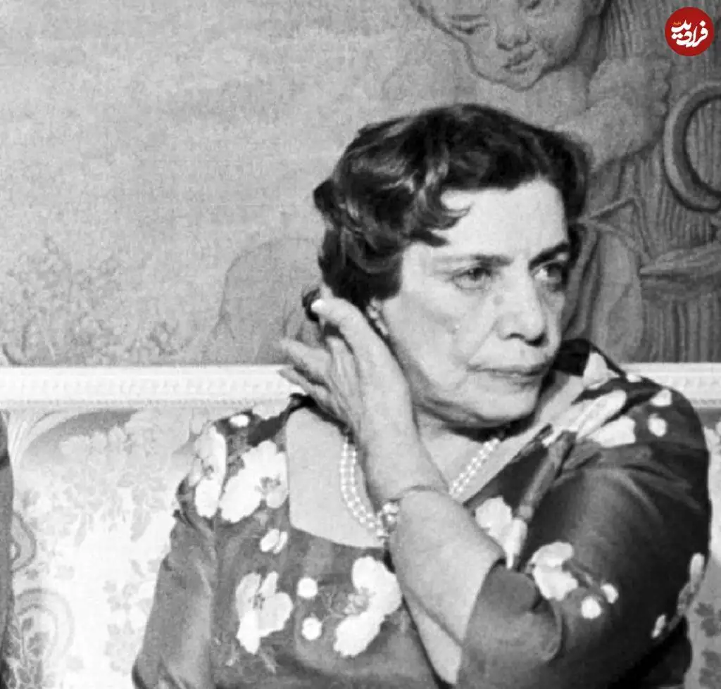 عکس؛ سفر در تاریخ؛ ظاهر «تاج الملوک زن دوم رضاخان در 64 سالگی»؛ سال 1338