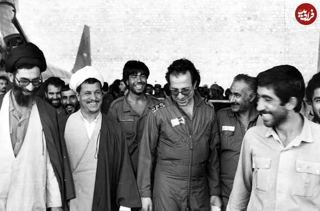 عکس؛ سفر در زمان؛ «هاشمی رفسنجانی در کنار رهبر انقلاب در دزفول»؛ سال 1359