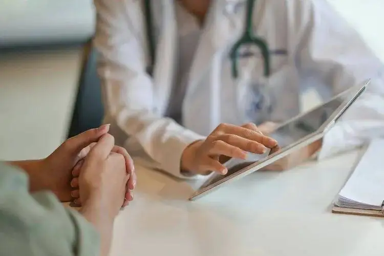 این اطلاعات را هرگز با chatgpt و دیگر چت  بات  ها به اشتراک نگذارید