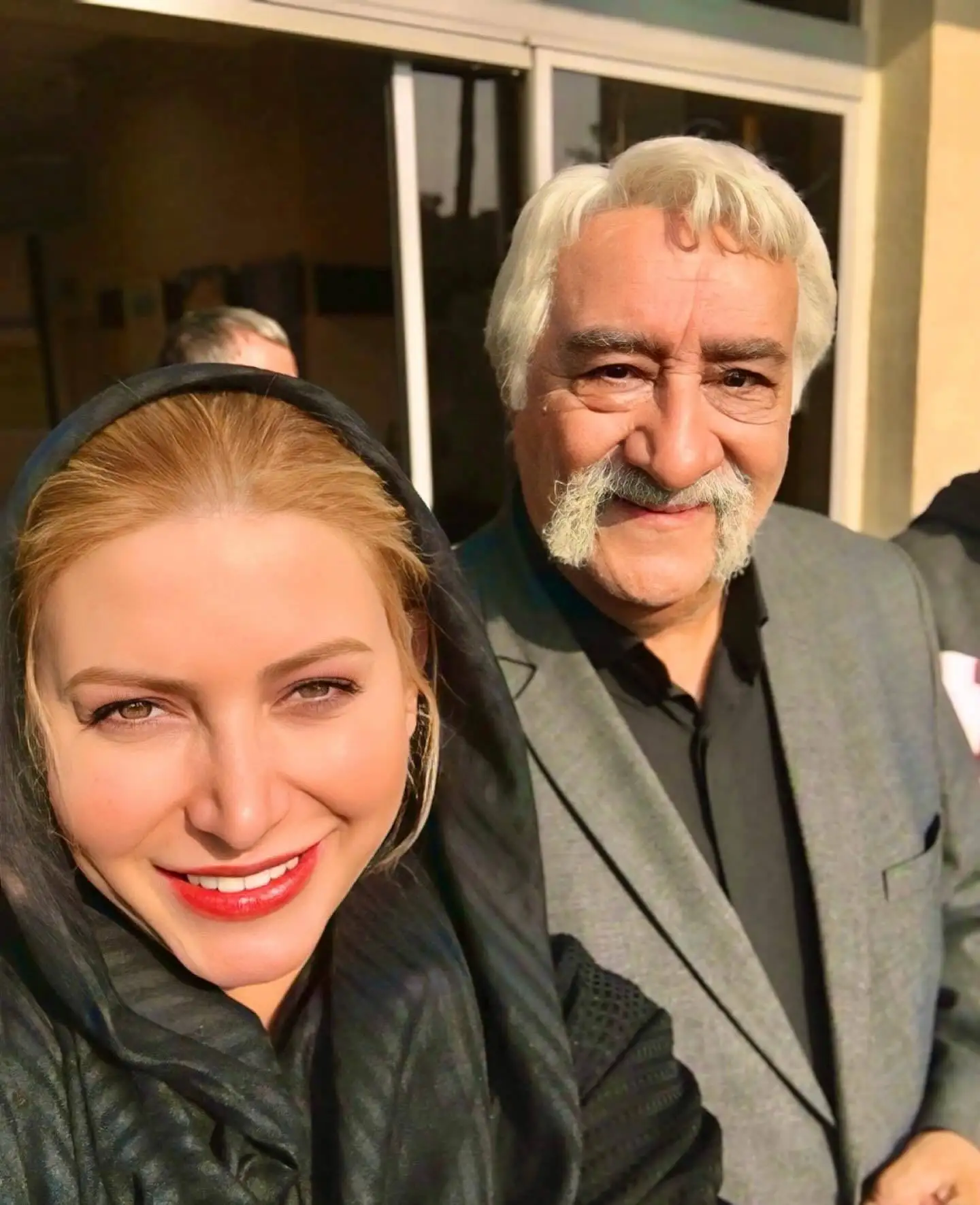 عکس؛ قاب مشترک حشمت فردوس و پری سیما سریال «ستایش»