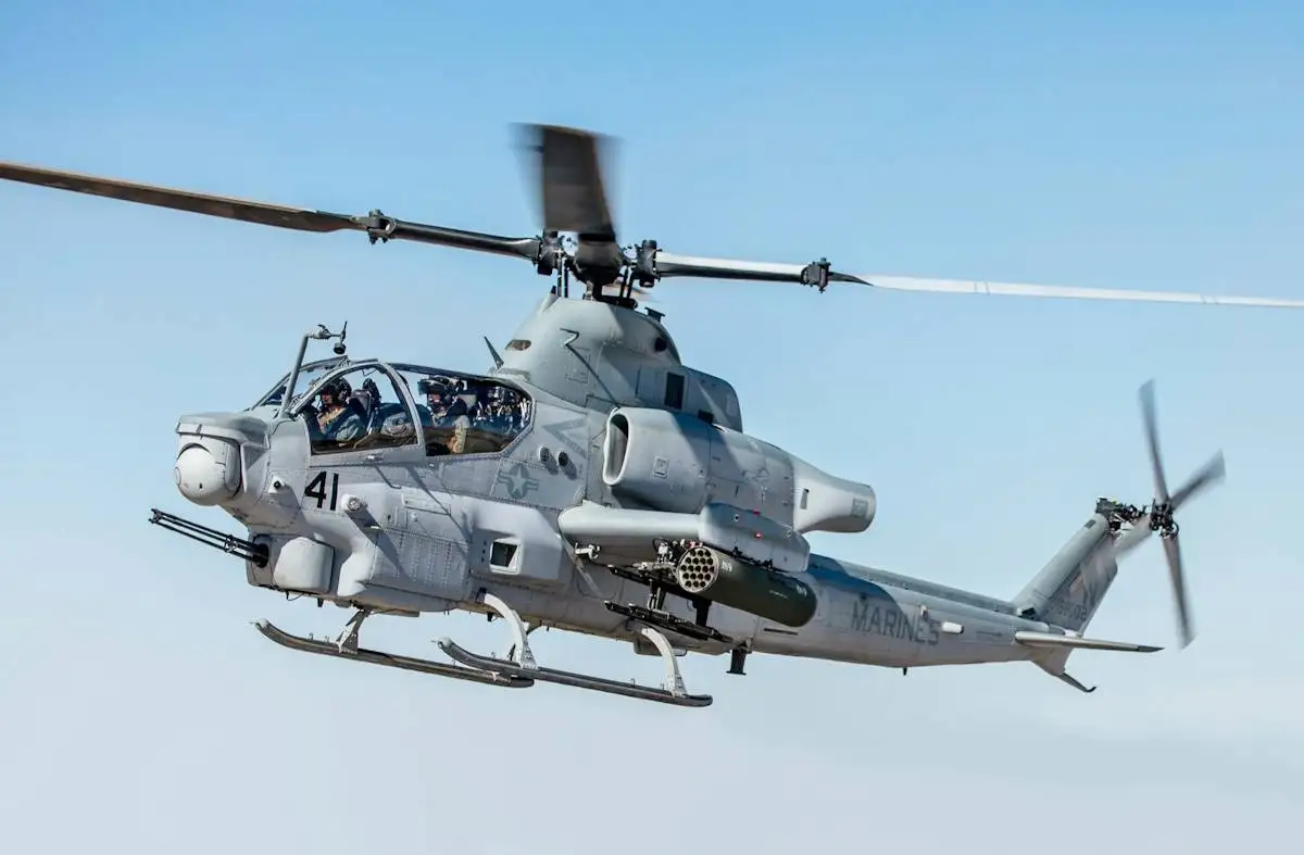 تصاویر؛ سفر در تاریخ؛ ماجرای جالب توسعه هلیکوپتر تهاجمی ah-1 cobra در دوران جنگ ویتنام