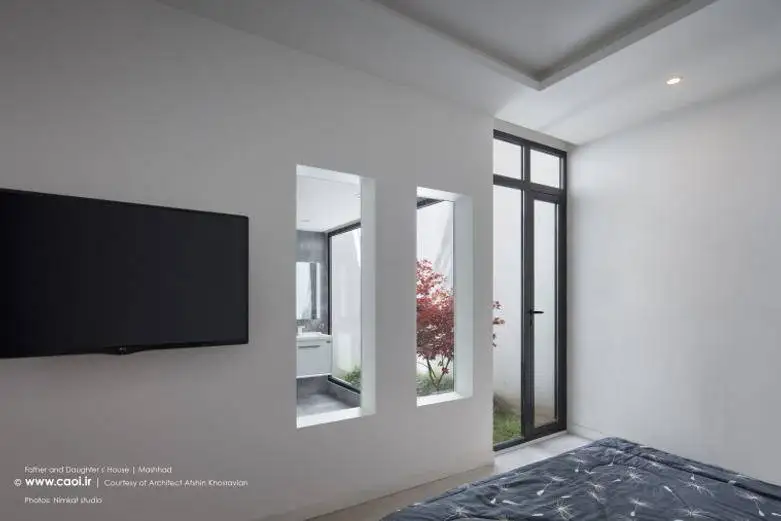 تصاویر؛ خانه پدر و دختر؛ معماری زیبای این سازه مشهدی با آینده نگری برای فرزند