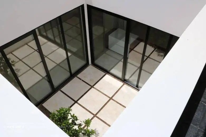تصاویر؛ خانه پدر و دختر؛ معماری زیبای این سازه مشهدی با آینده نگری برای فرزند