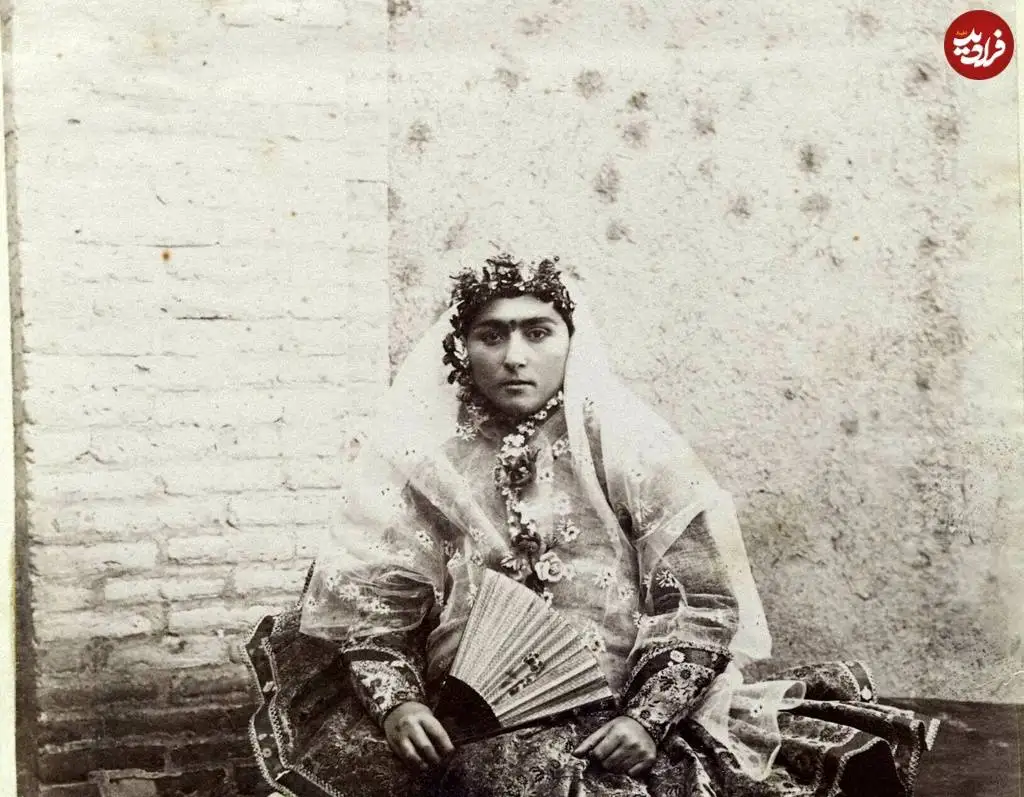 تصاویر؛ سفر به عصر قاجار؛ از «ژست عاشقانۀ نوۀ ناصرالدین شاه» تا «درویش آفریقایی در تهران»