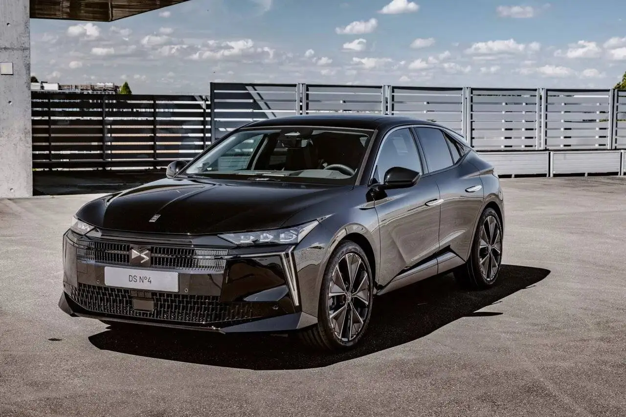 تصاویر؛ رونمایی از ماشین لوکس فرانسوی با یک طراحی خاص