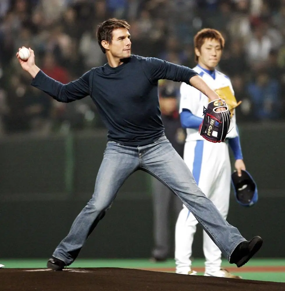 ژست های دلبرانه جنتلمن 62 ساله، جهان را خیره کرد!