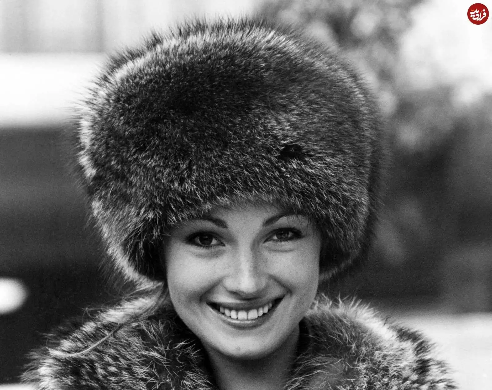 عکس؛ سفر در زمان؛ «بازیگر نقش دکتر مایک سریال پزشک» در 21 سالگی؛ سال 1351