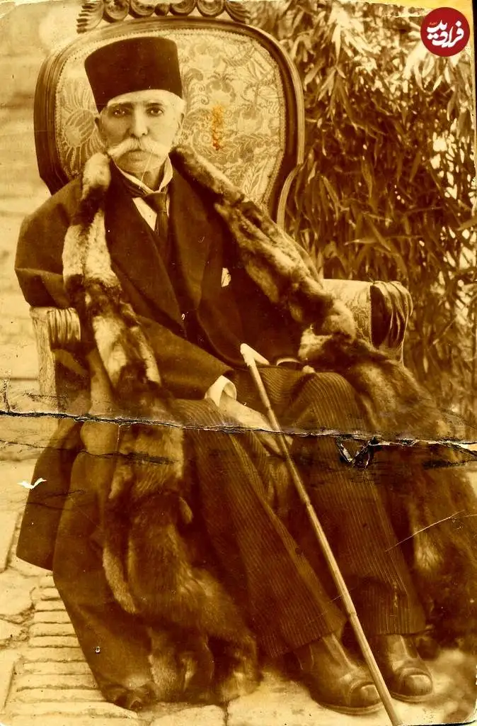 عکس؛ سفر به تاریخ؛ چهرۀ «عبدالصمد میرزا عزّالدوله» برادر ناصرالدین شاه قاجار در پیری
