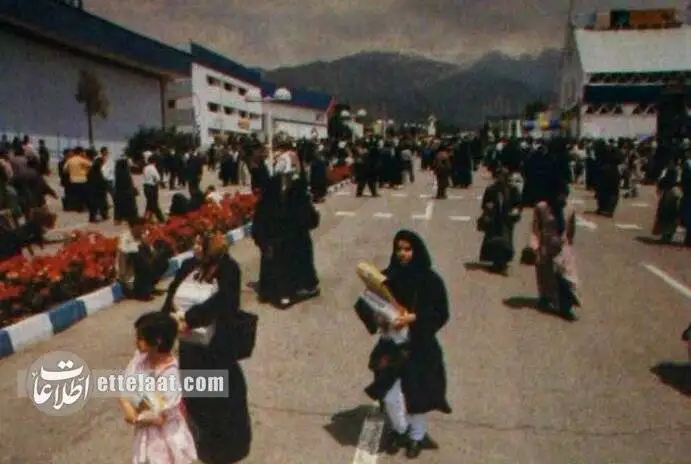 تصاویر؛ سفر در زمان؛ سالی که مردم به نمایشگاه کتاب هجوم آوردند!