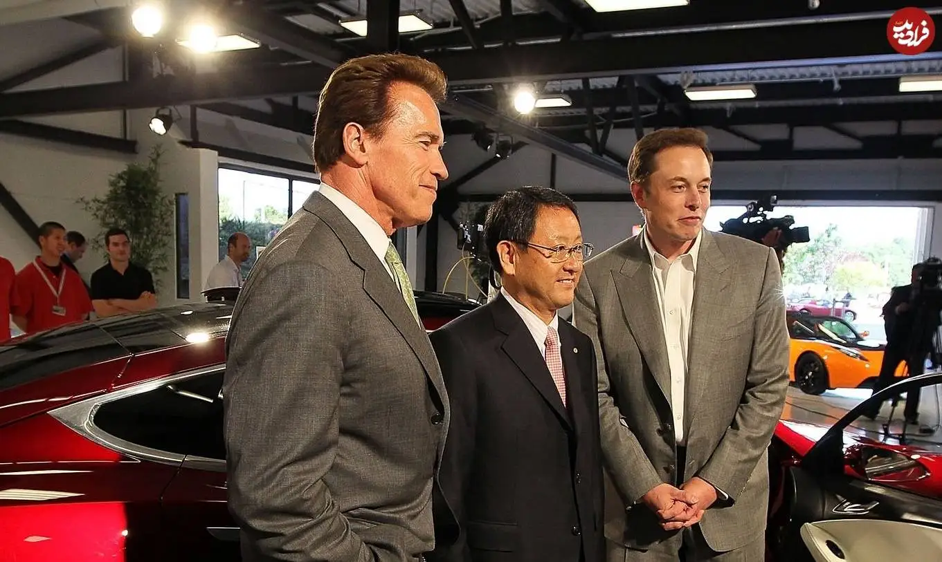 عکس؛ سفر در زمان؛ «ایلان ماسک 37 ساله در کنار آرنولد 61 ساله»؛ سال 1386