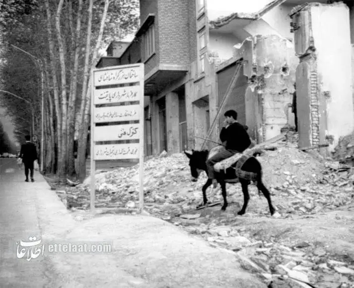 تصاویر؛ سفر به تهران قدیم؛ پارک وی را بستند تا آسفالت کنند! 