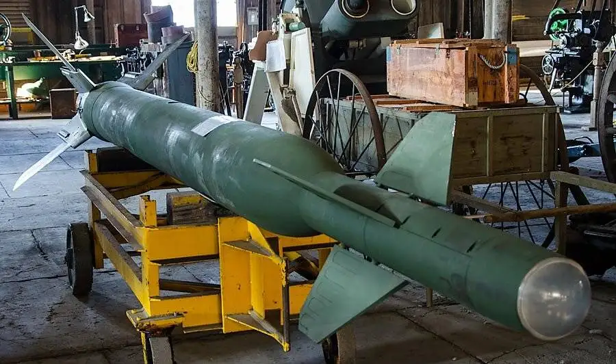 تصاویر؛ آشنایی با بمب سنگر شکن جی بی یو-28