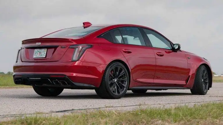 تصاویر؛ معرفی کادیلاک ct5-v بلک وینگ هنسی، سوپرسدان جدید با 1000 اسب بخار