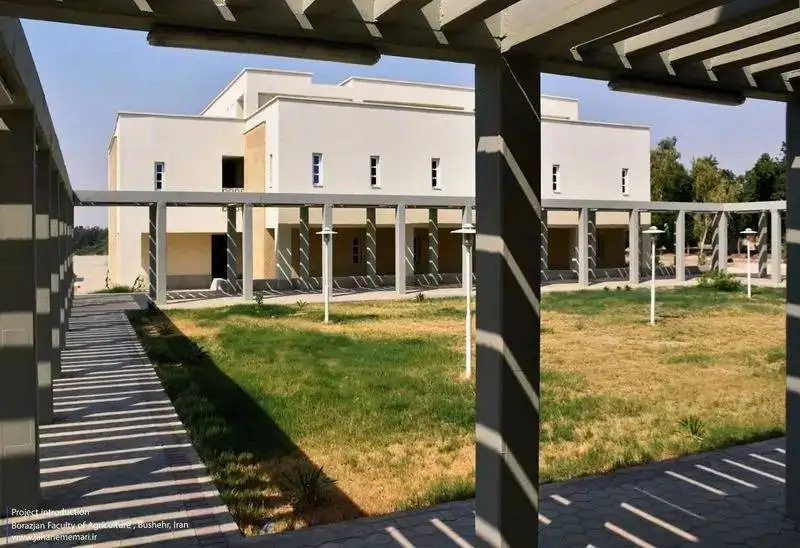 تصاویر؛ معماری هوشمندانه بوشهر؛ دانشکده ای که گرما را به عقب نشینی واداشت!