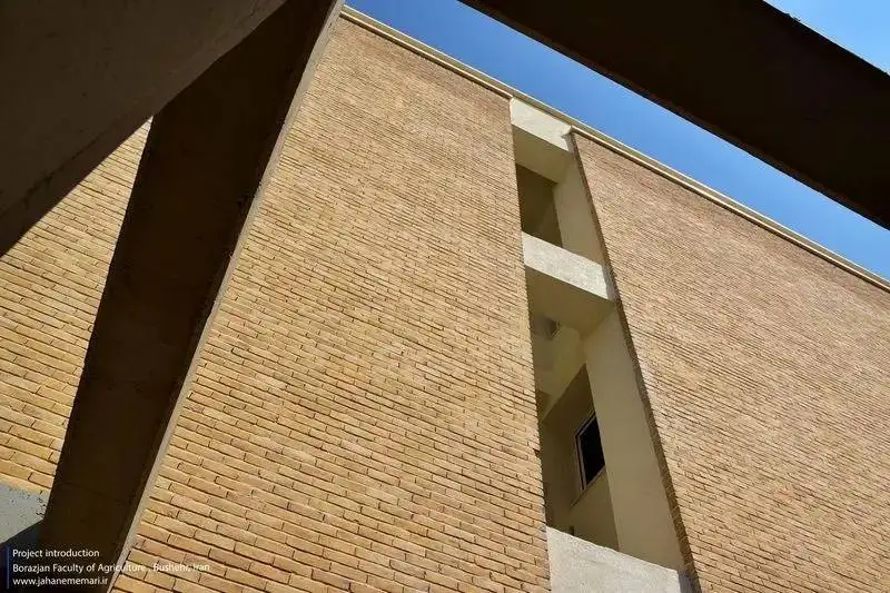 تصاویر؛ معماری هوشمندانه بوشهر؛ دانشکده ای که گرما را به عقب نشینی واداشت!