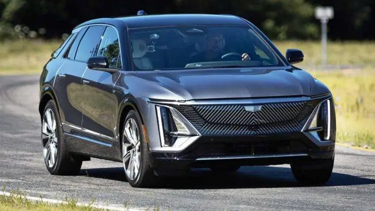 عکس؛ کادیلاک لیریک؛ سلاح مخفی جنرال موتورز برای جذب مشتریان تسلا