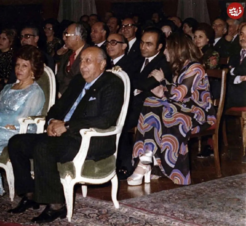عکس؛ سفر در زمان؛ «نصیری و ثابتی، دوم مقام ارشد ساواک در یک مراسم»؛ دهه 50